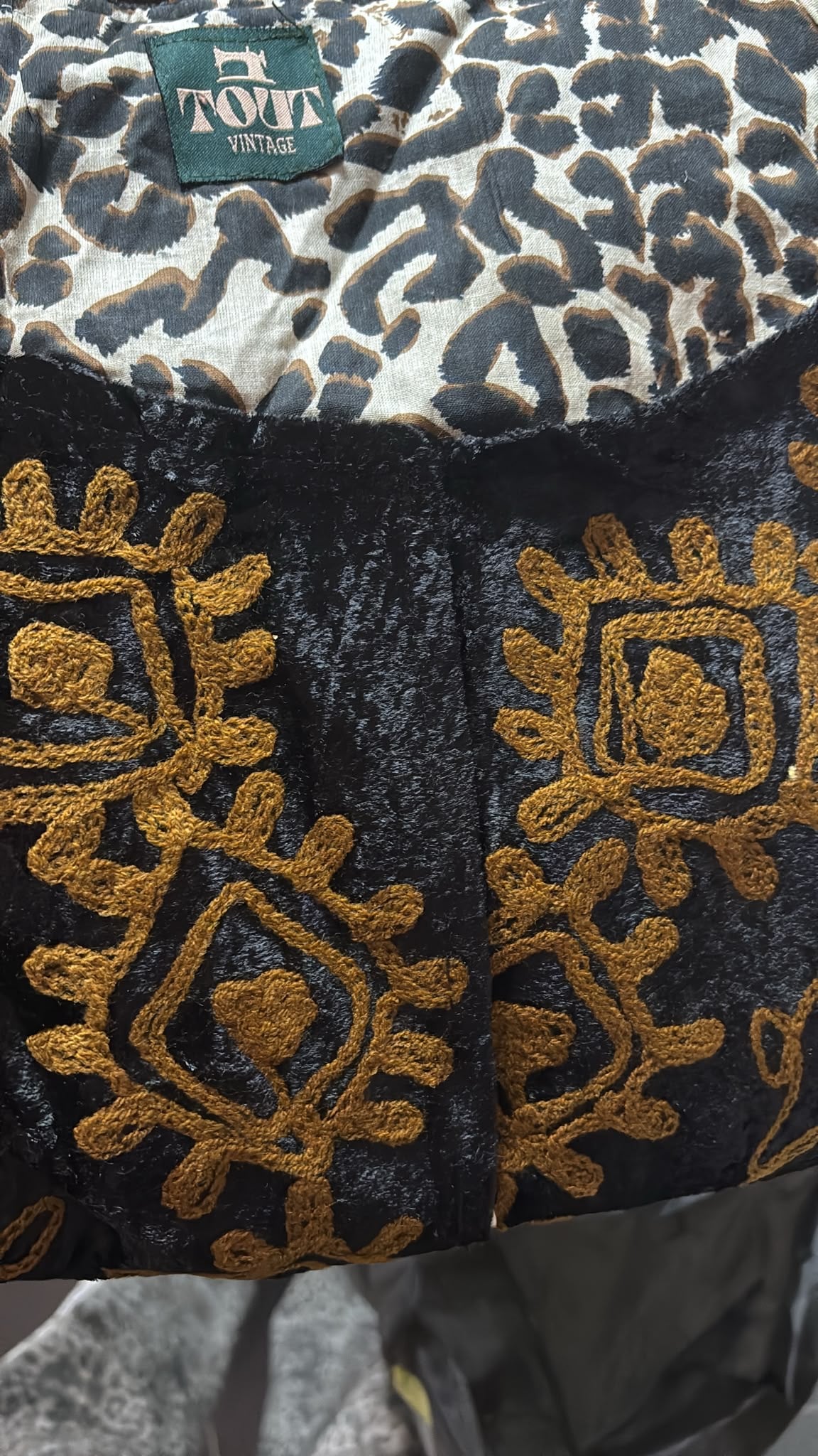 TOUT - Yasmine Jacket Silk Velvet Black