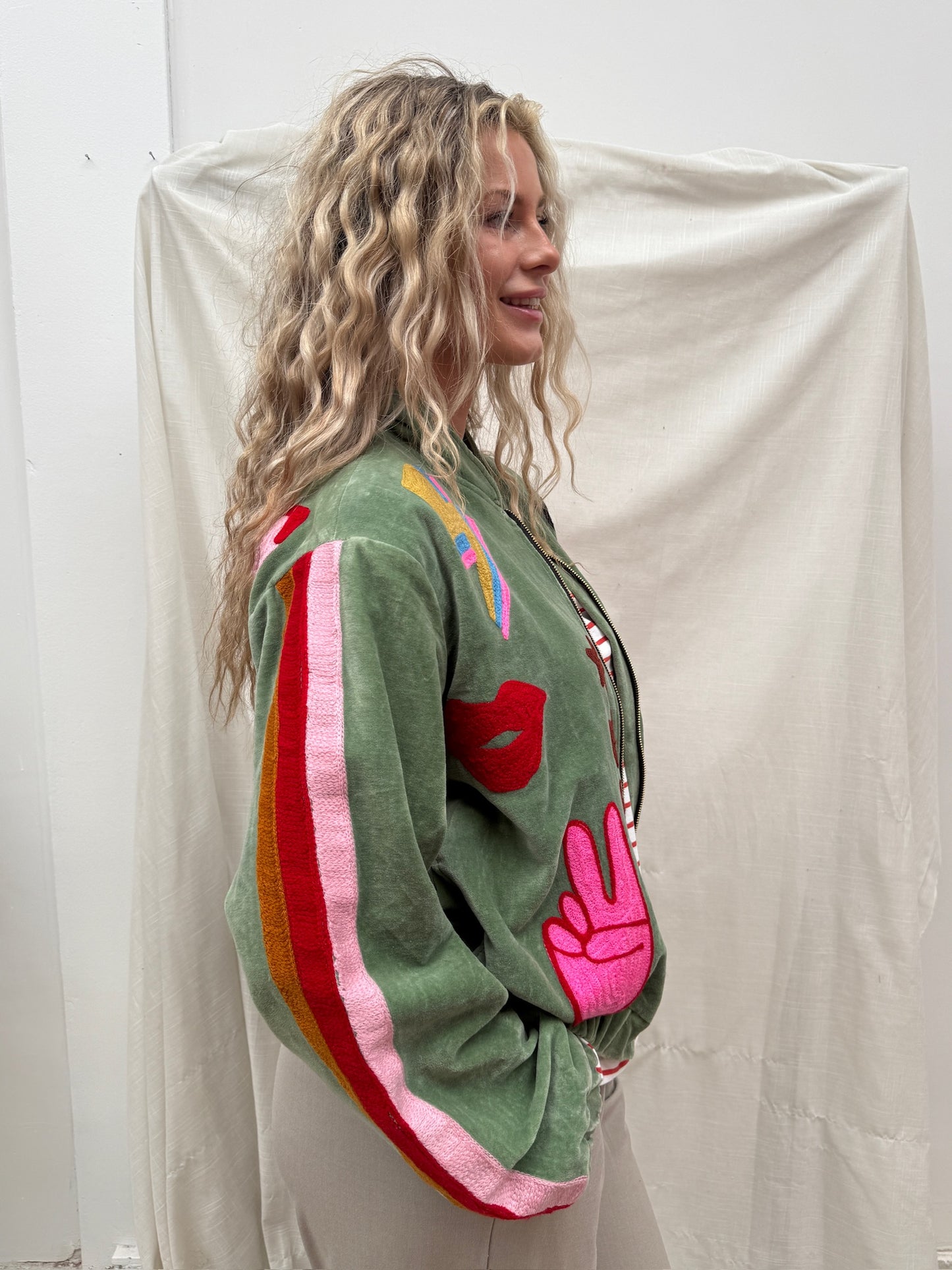 TOUT - Lola Bomber Velvet Green