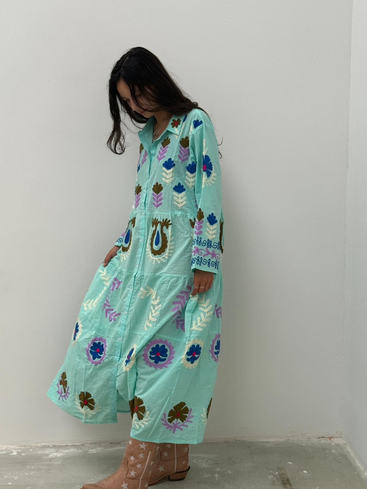 Embroidery dress light green