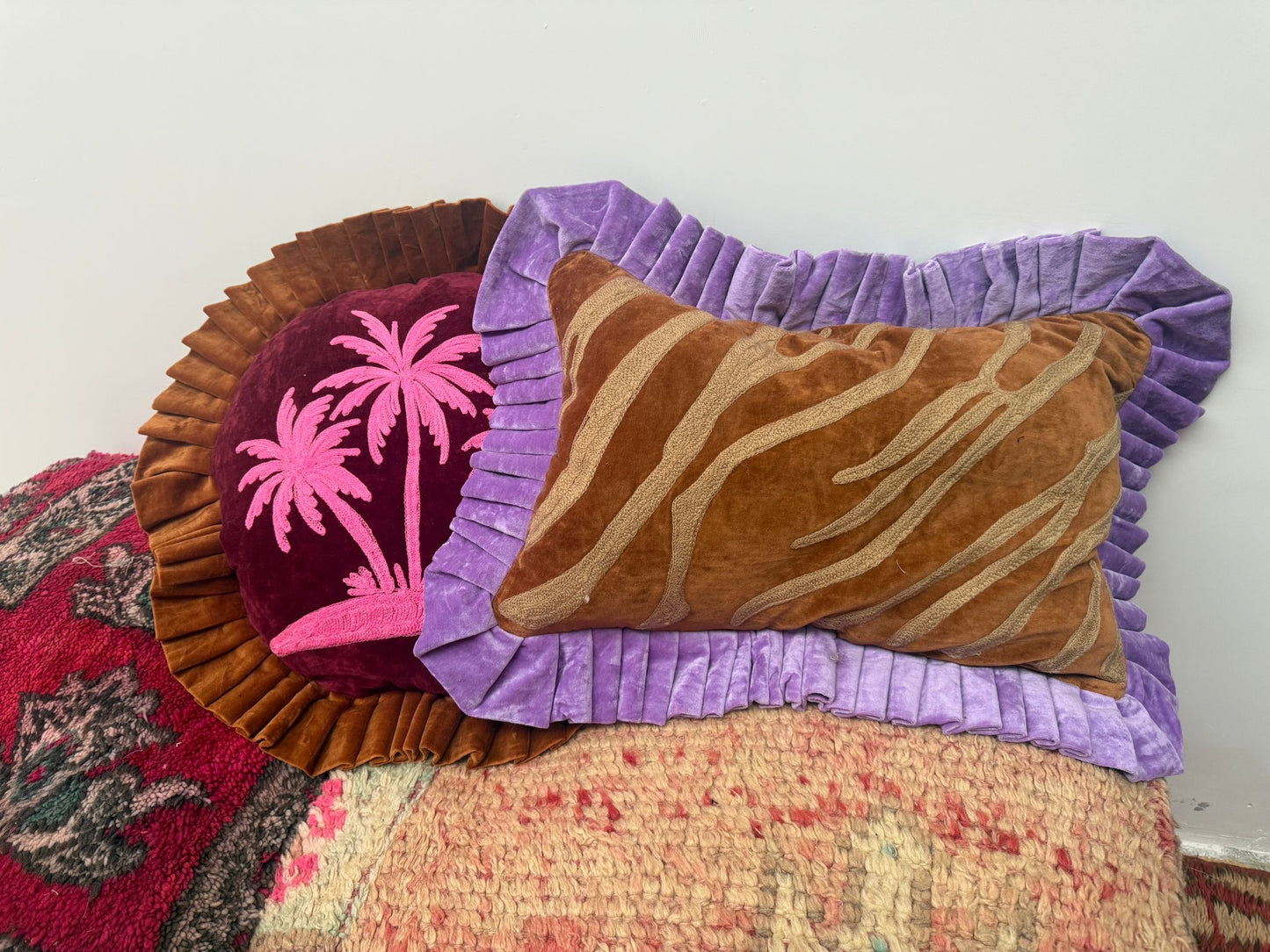 Kussenhoes met suzani borduursel Palmtree