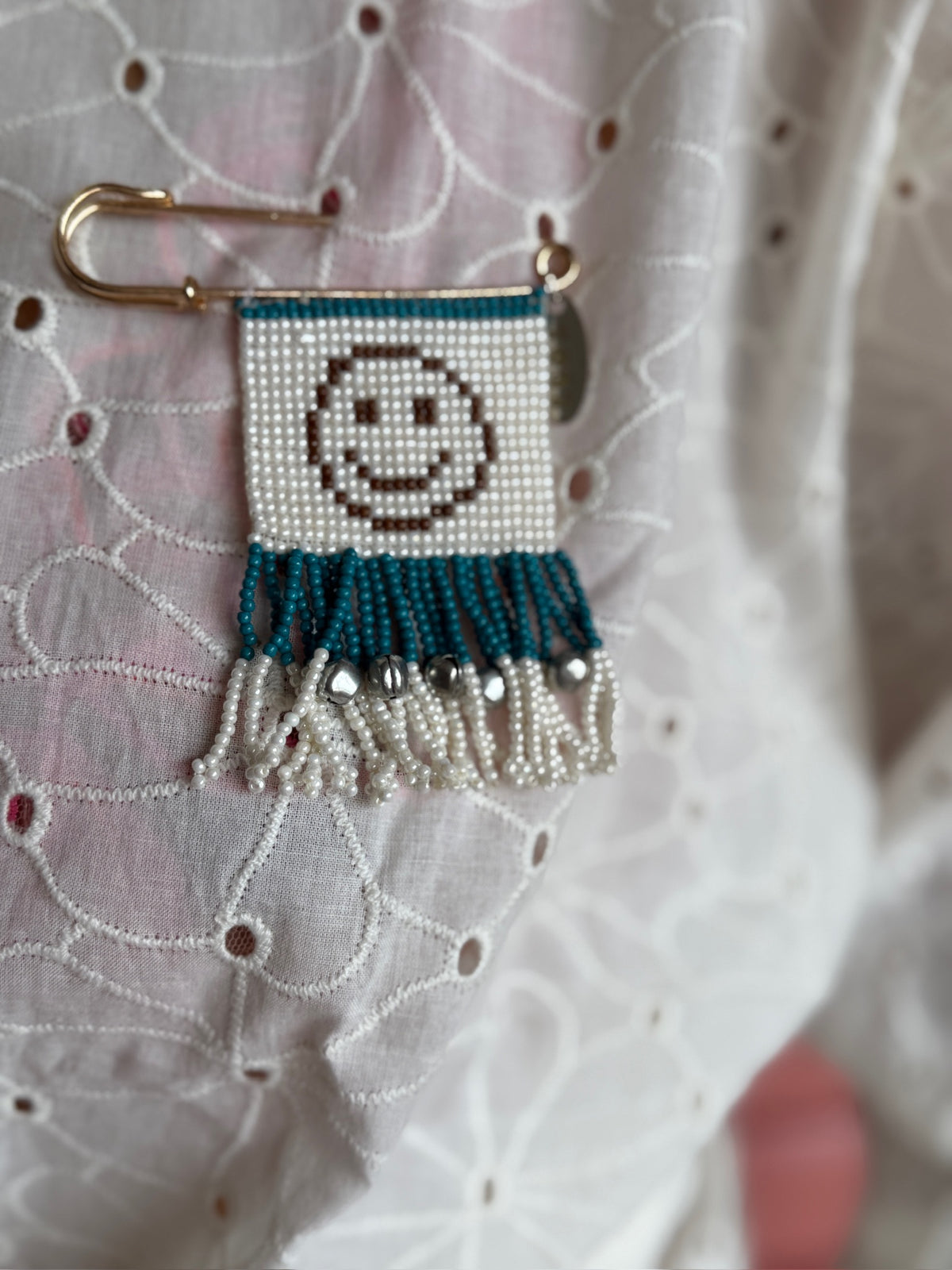 Set of 4 Broche Smiley
