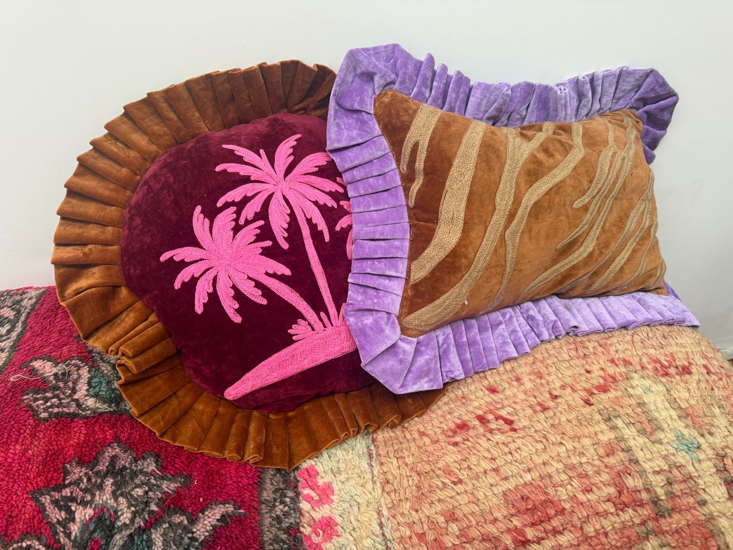 Kussenhoes met suzani borduursel Palmtree