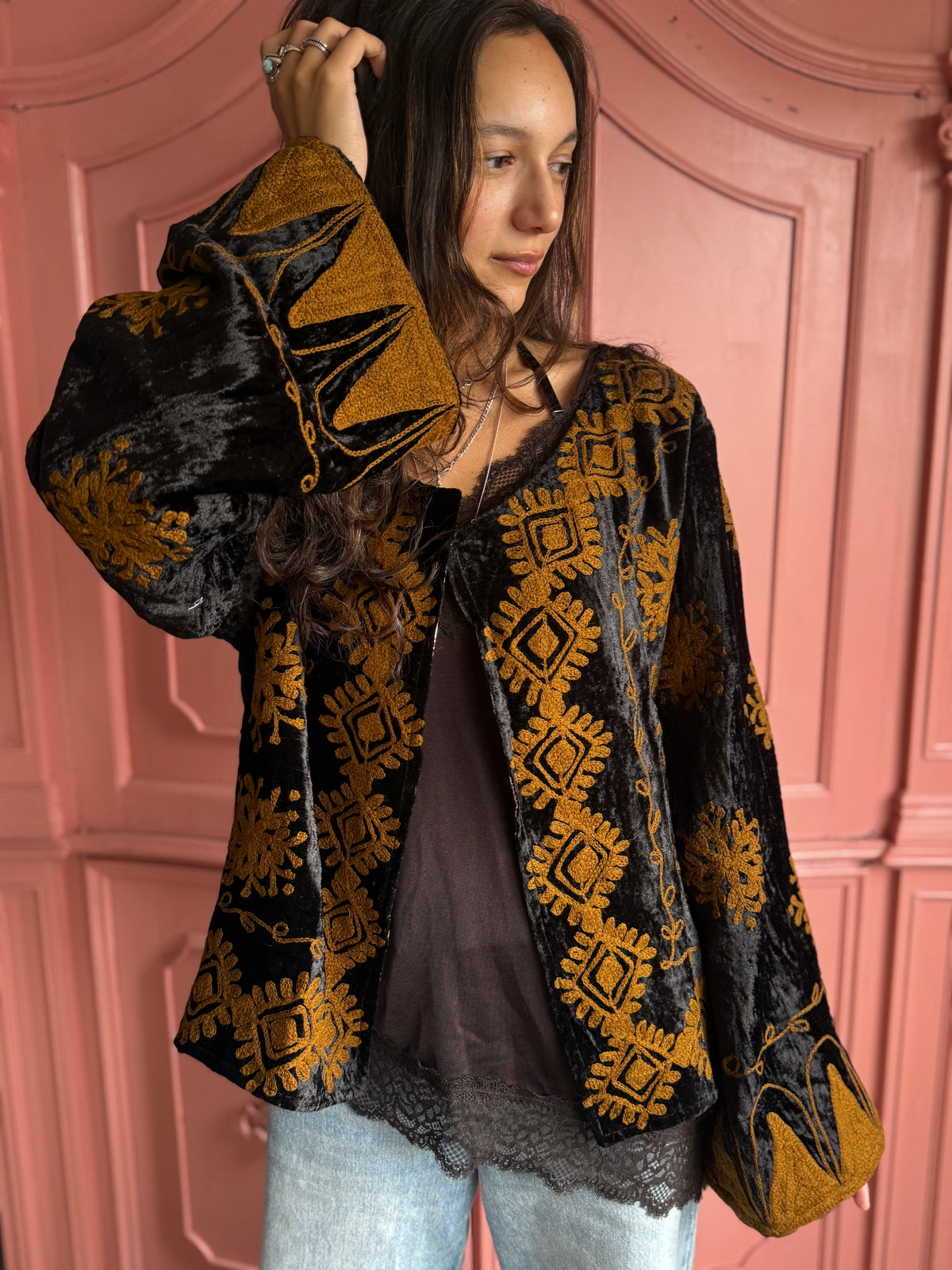 TOUT - Yasmine Jacket Silk Velvet Black