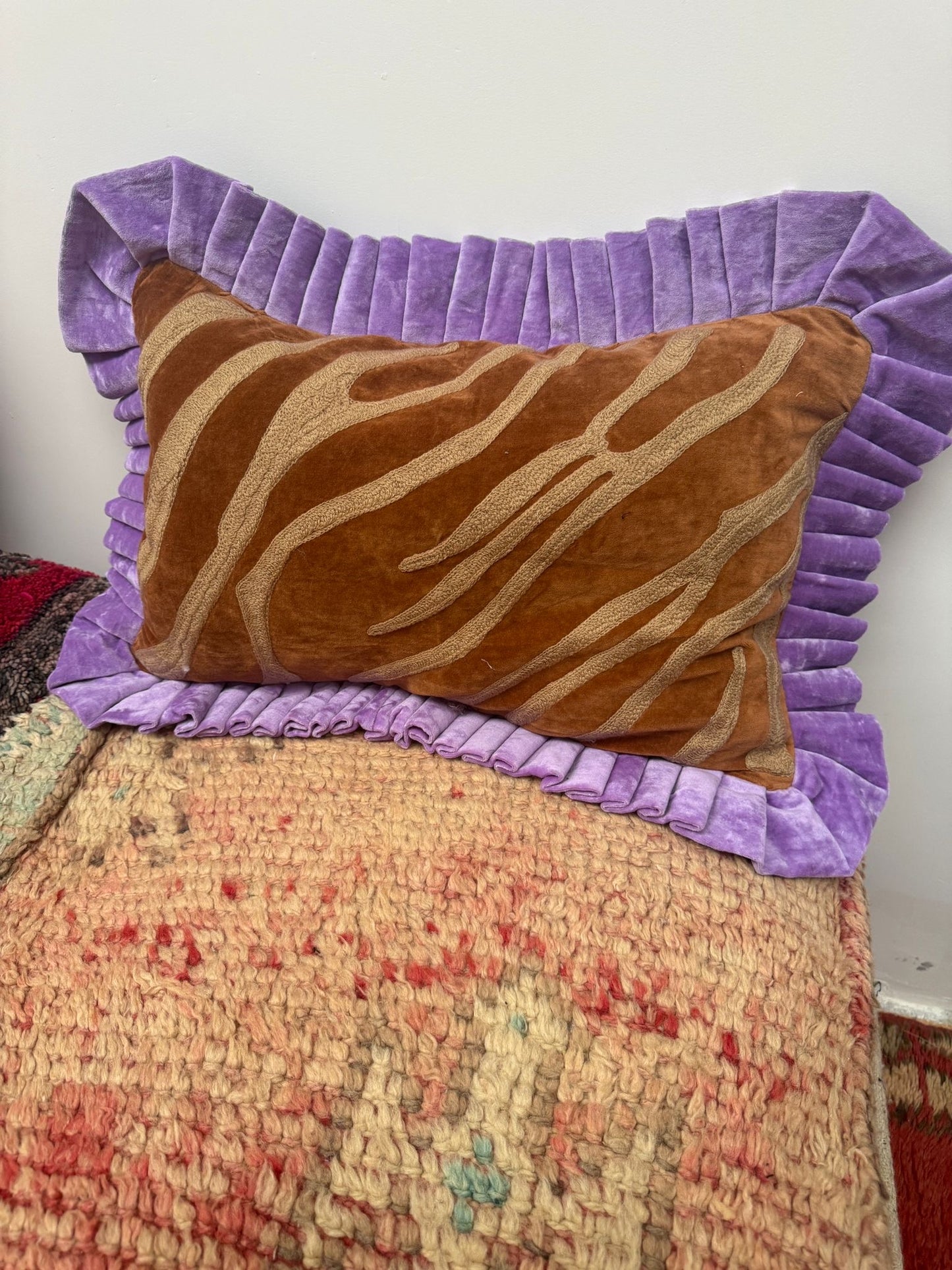 Kussenhoes met suzani borduursel Jungle