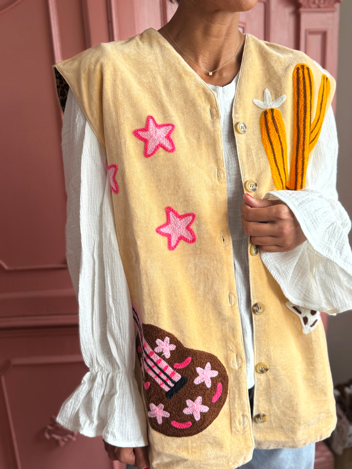 TOUT - Set of 2 Cowgirl velvet vest