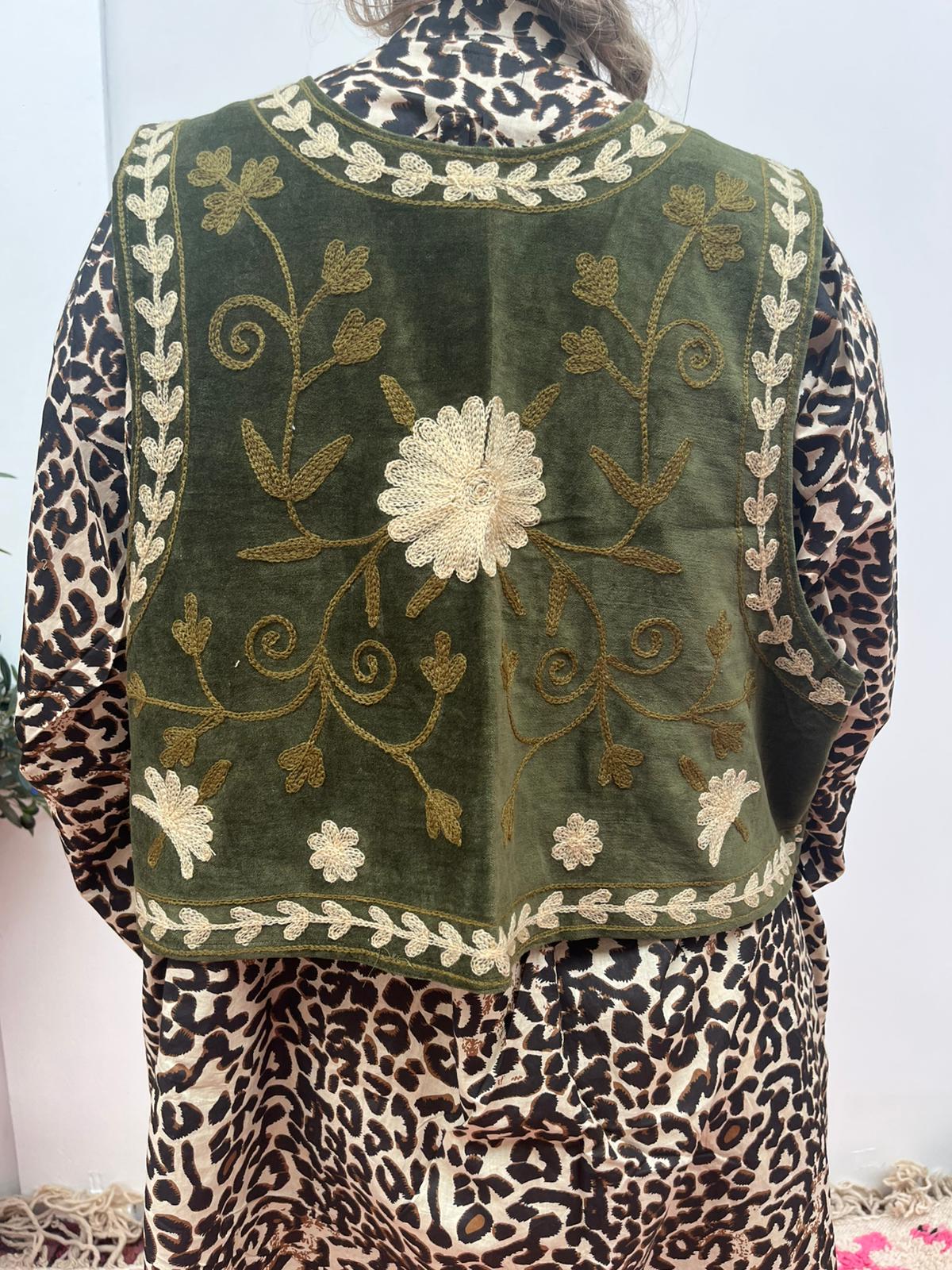 Suzani velvet  Gilet green beige