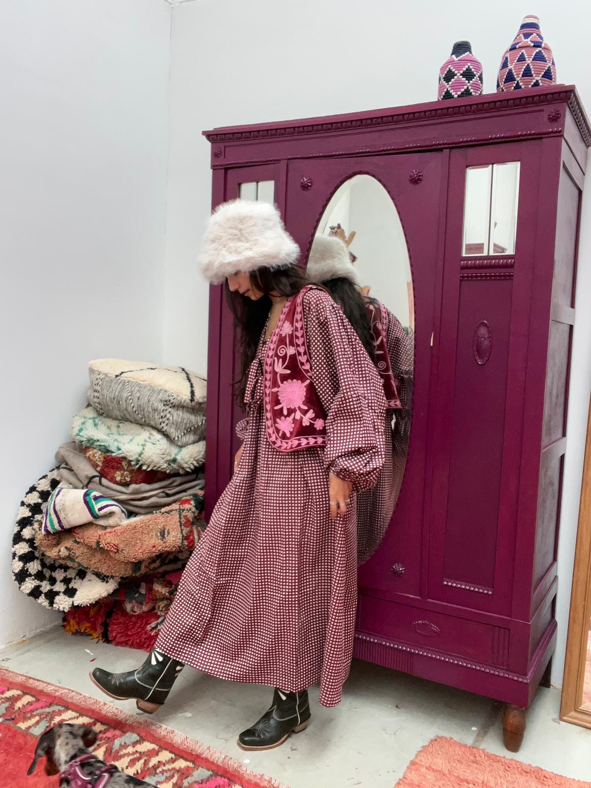 Suzani velvet  Gilet red pink