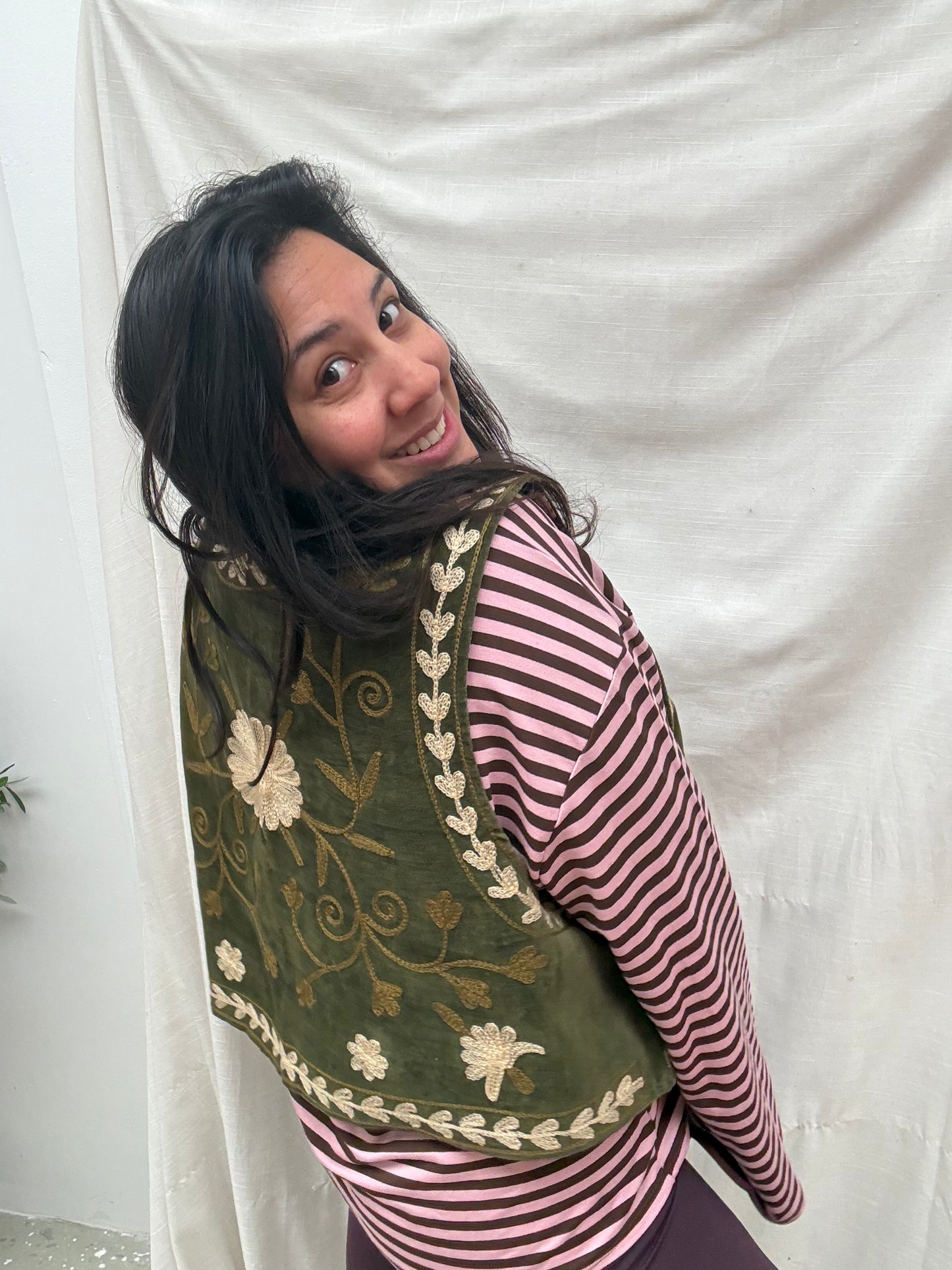 TOUT - Suzani Gilet Velvet Green