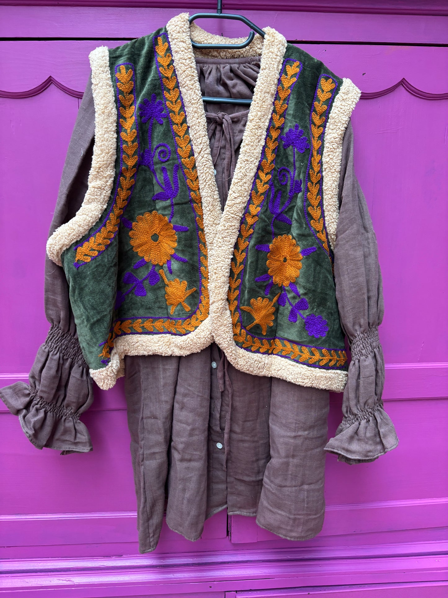 Velvet gilet teddy purple orange