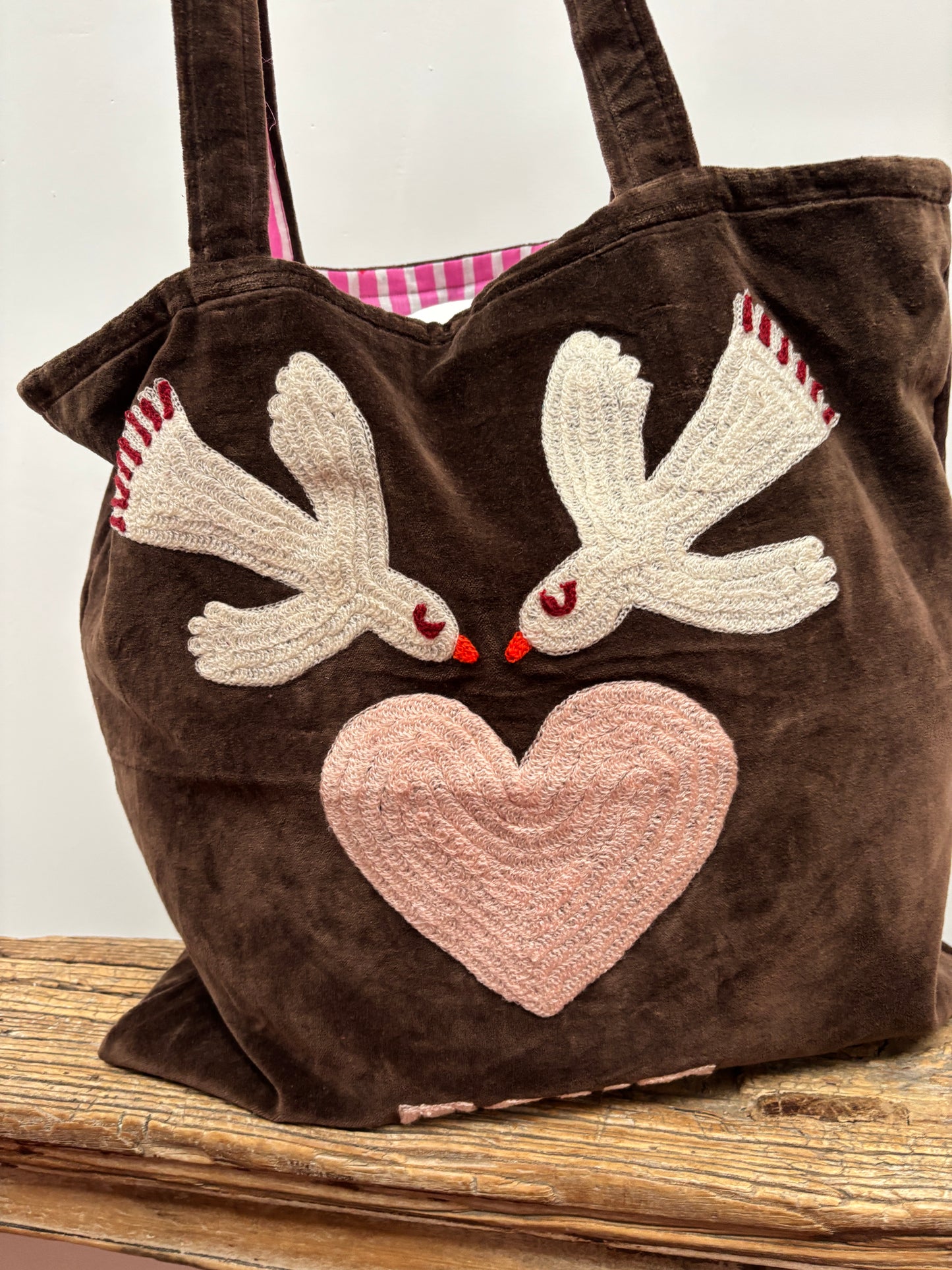 Set van 4 velvet embroidery "BIRD tout" tassen