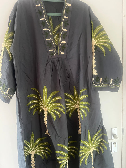 Embroidery jurk