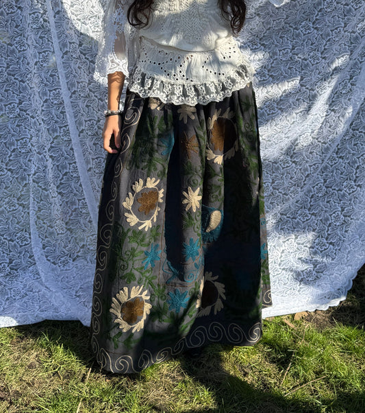 Suzani maxi rok Black