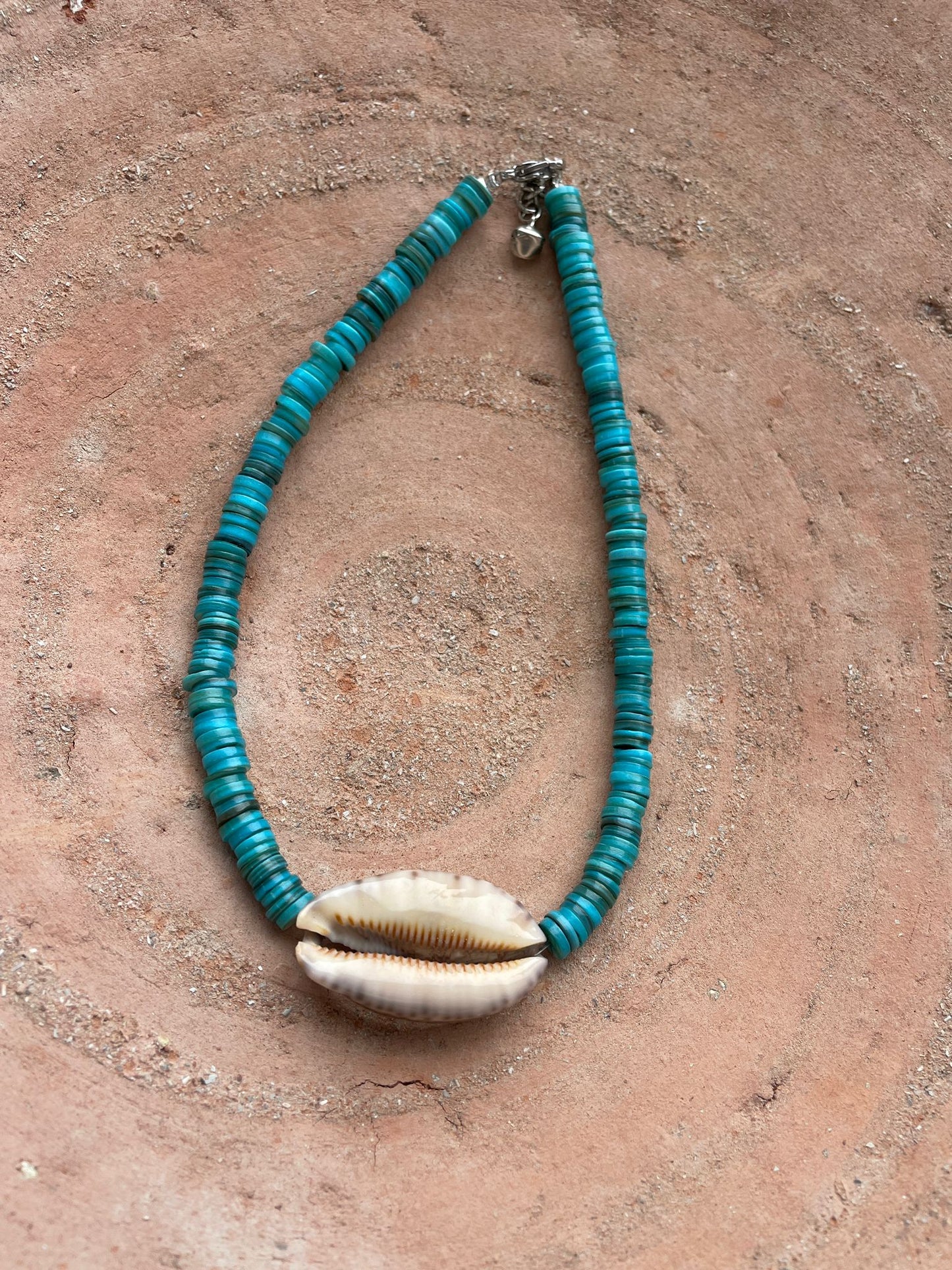 Turquoise ketting grote schelp Demi
