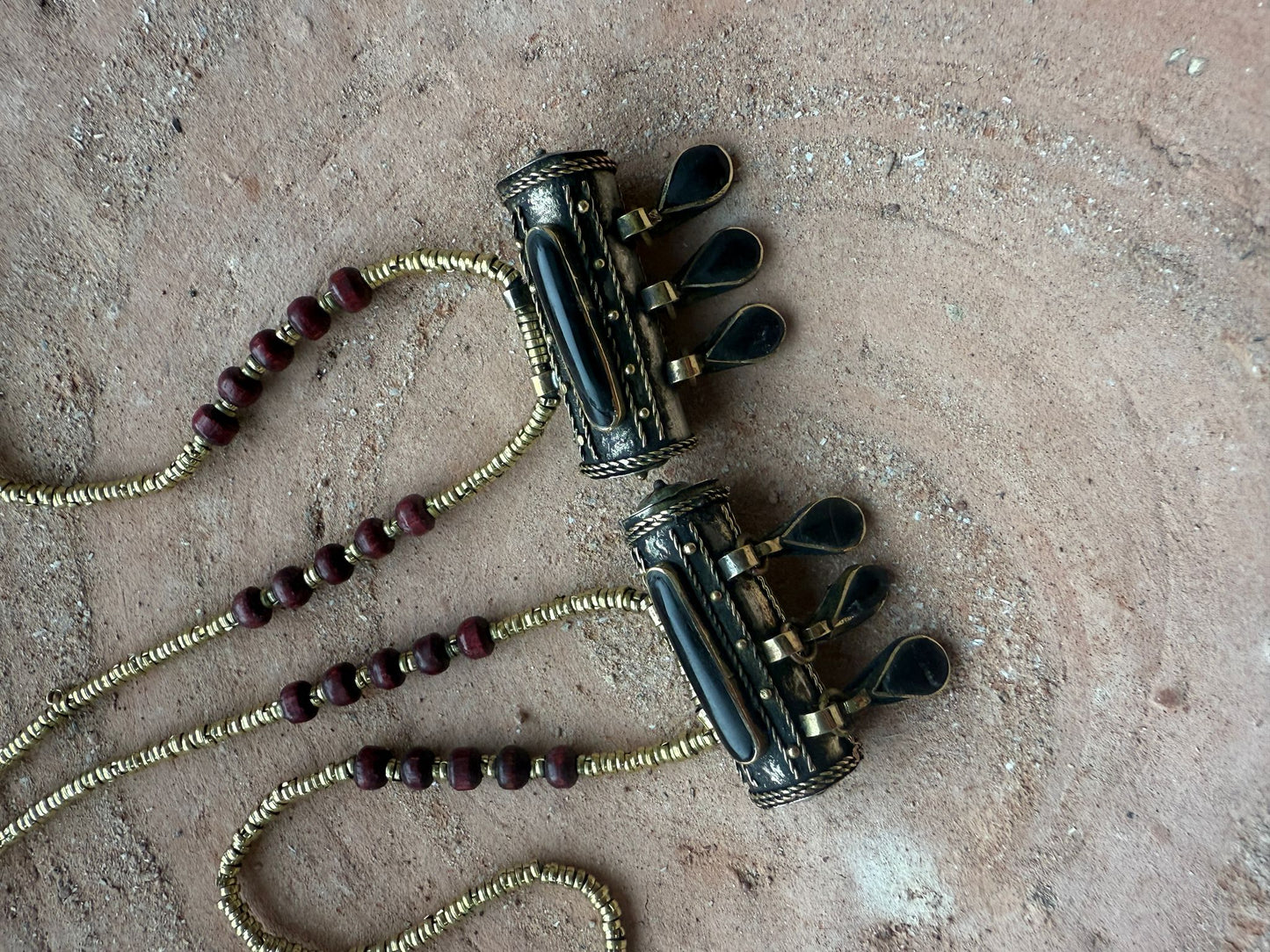 Ketting met Vintage Prayerbox uit India black bruin