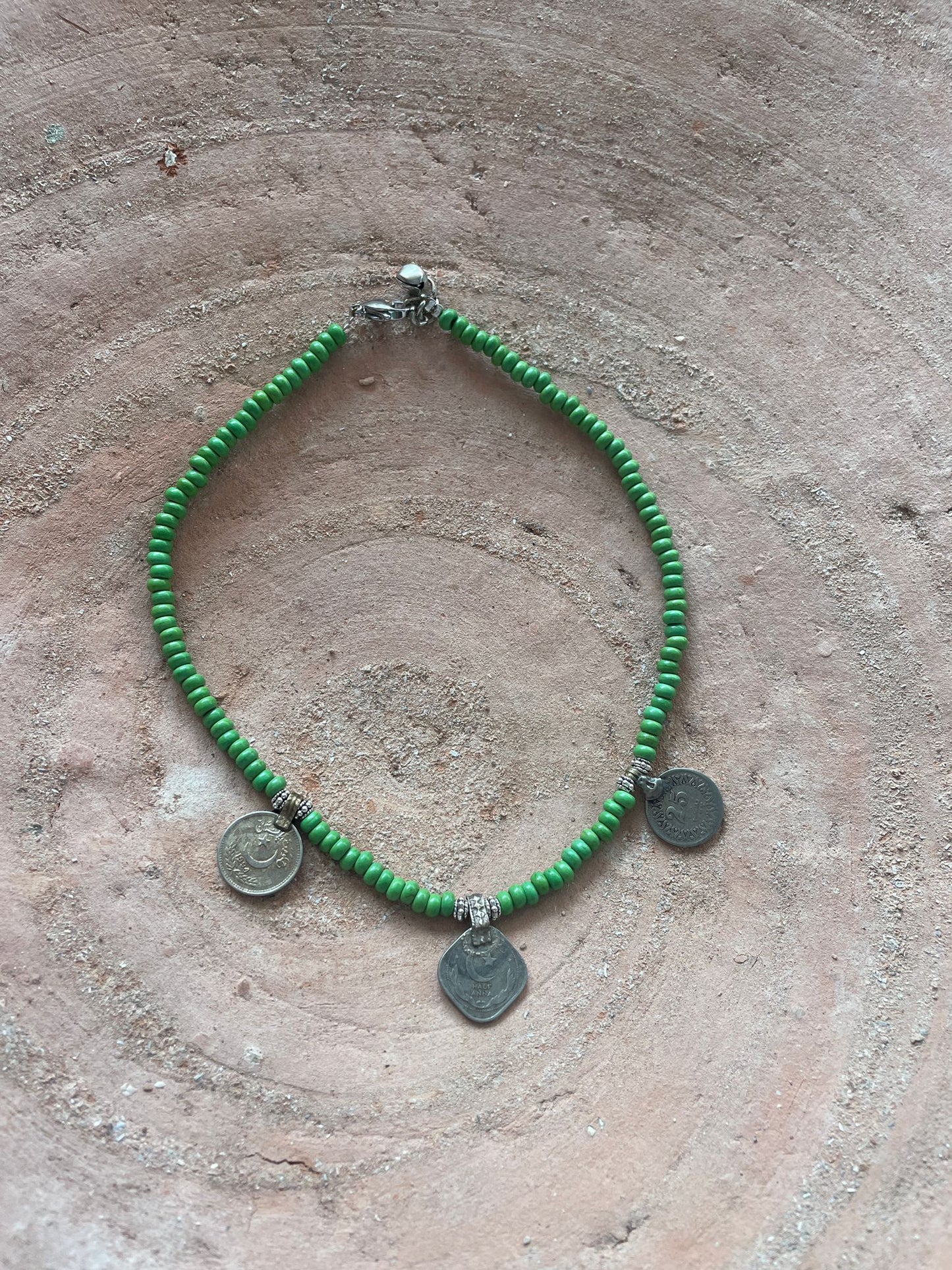 Ketting met met India groen en munten