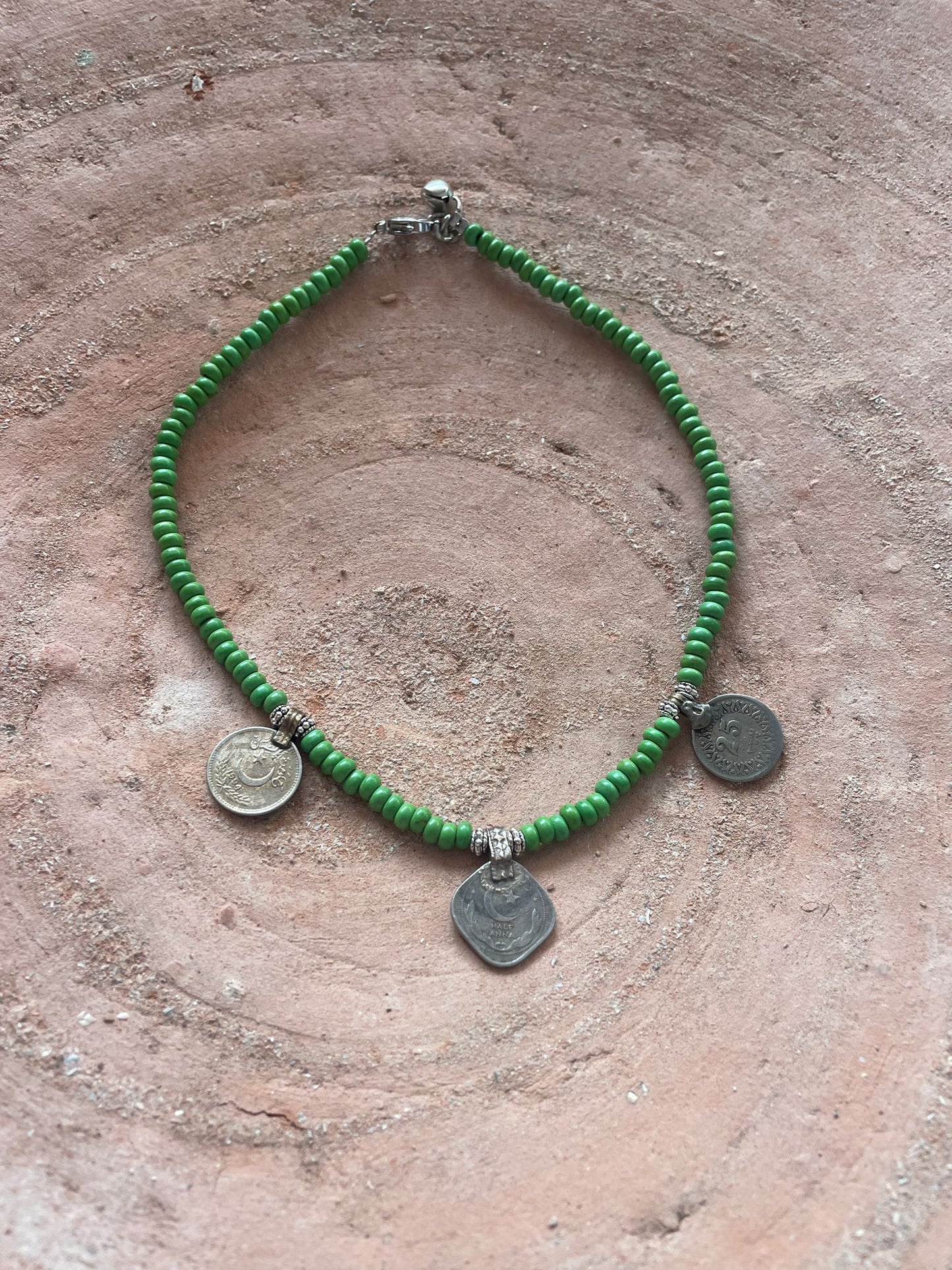 Ketting met met India groen en munten