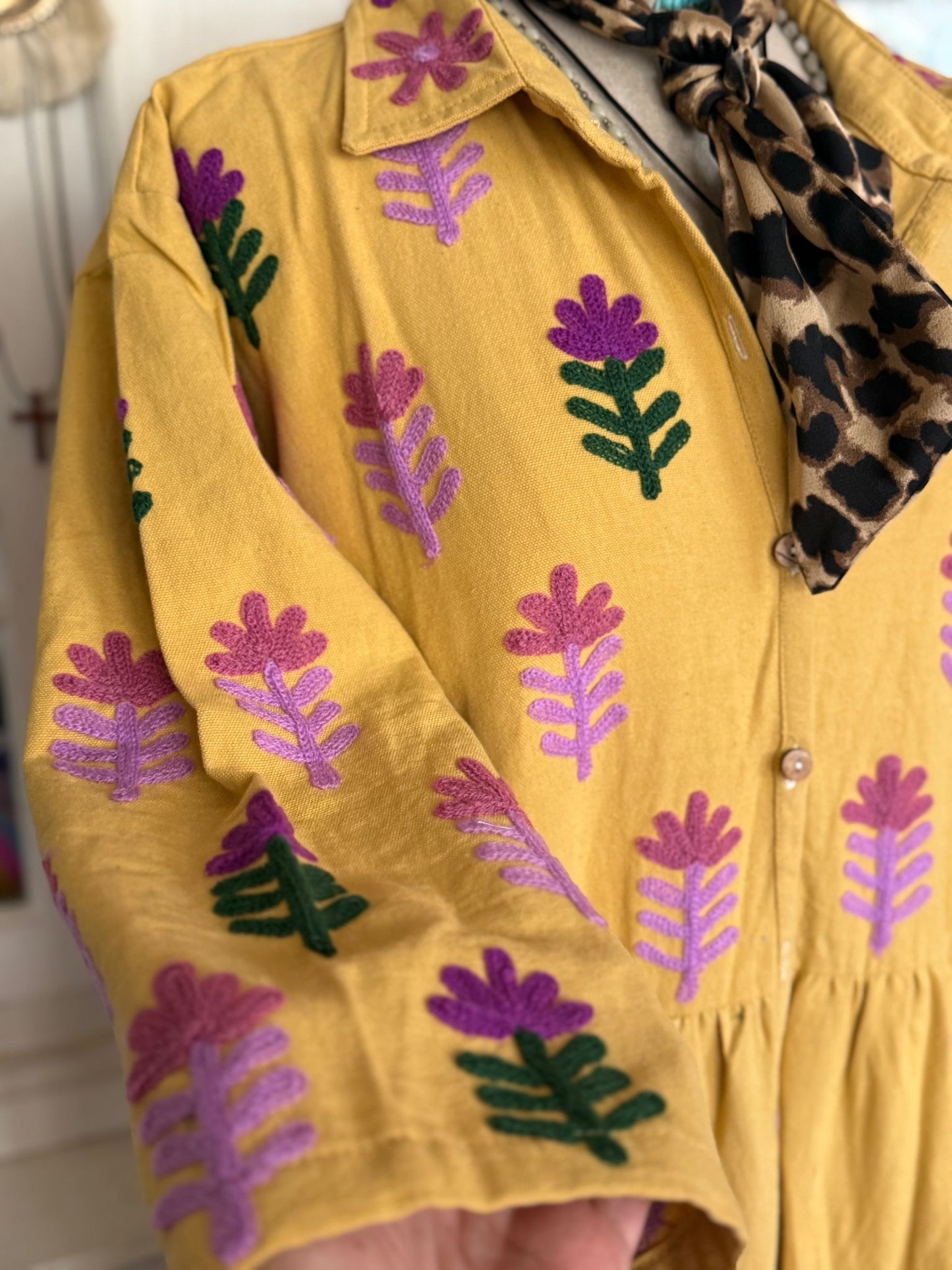 Embroidery jurk yellow
