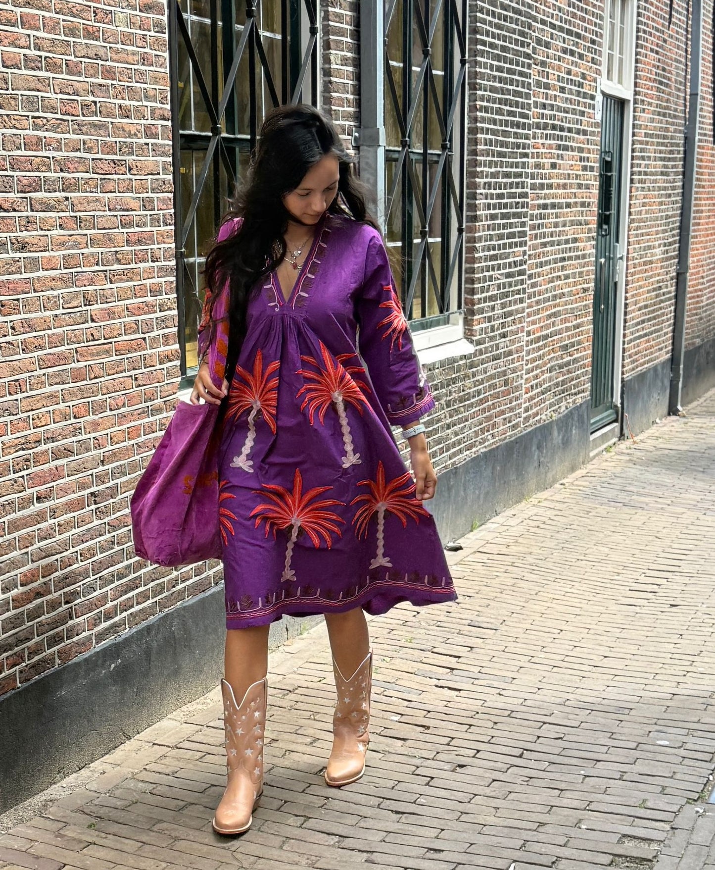 Embroidery jurk purple
