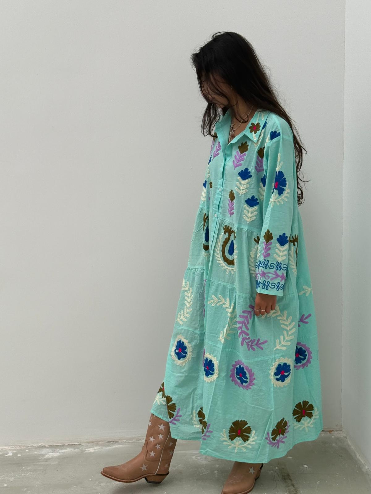 Embroidery dress light green