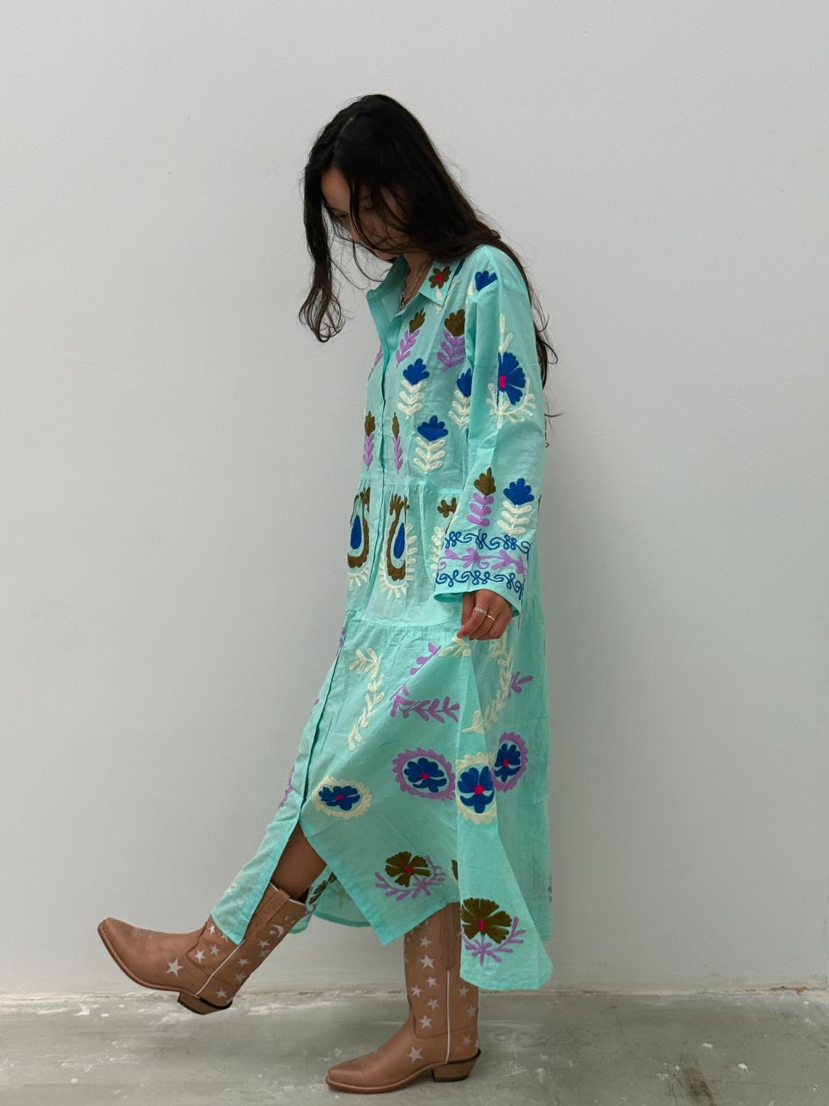Embroidery dress light green