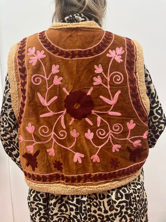 Velvet gilet teddy pink