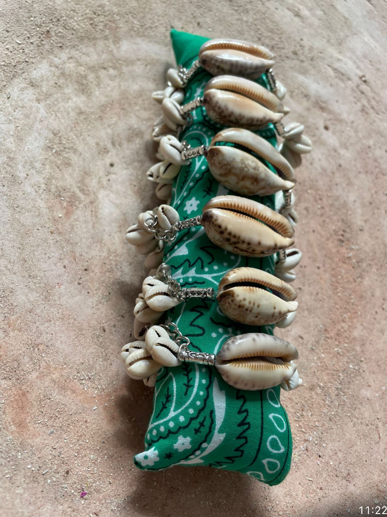 Armband big shell set of 10