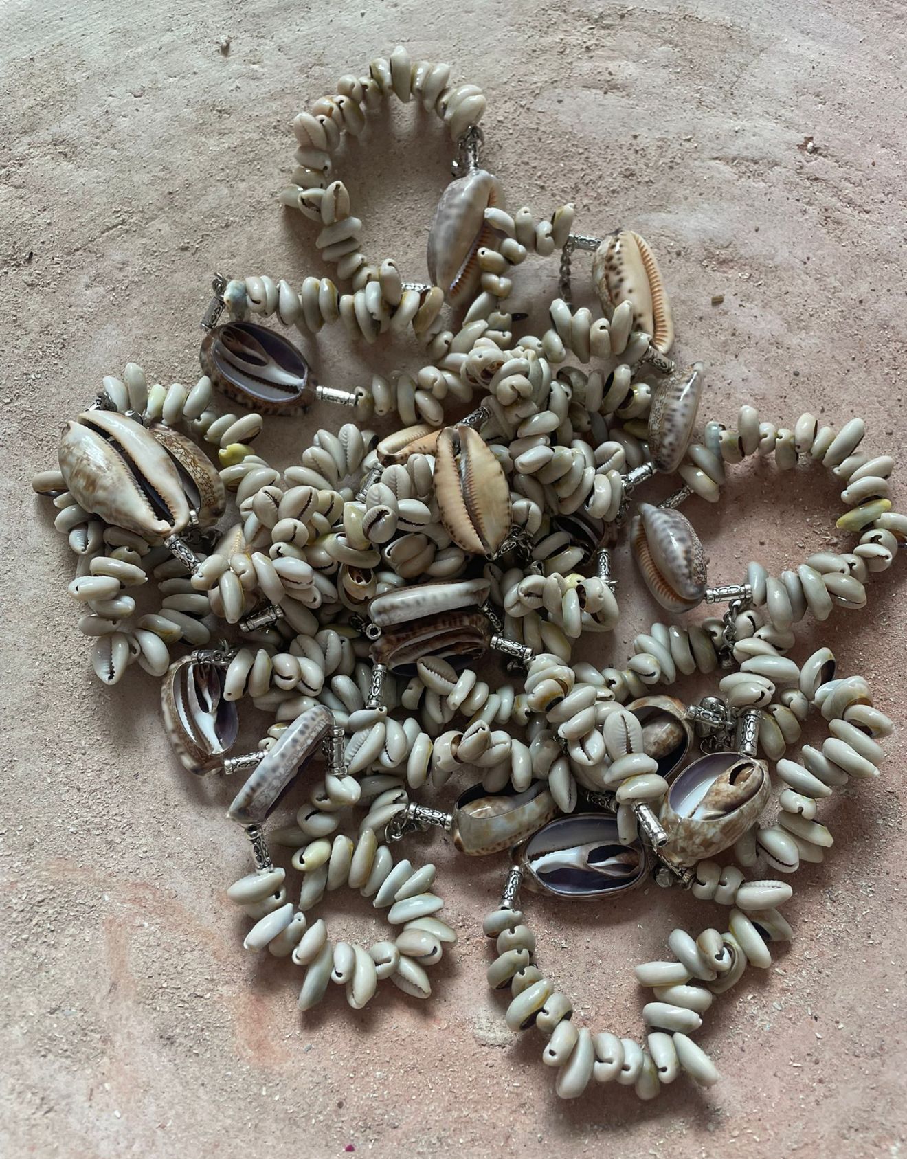 Armband big shell set of 10