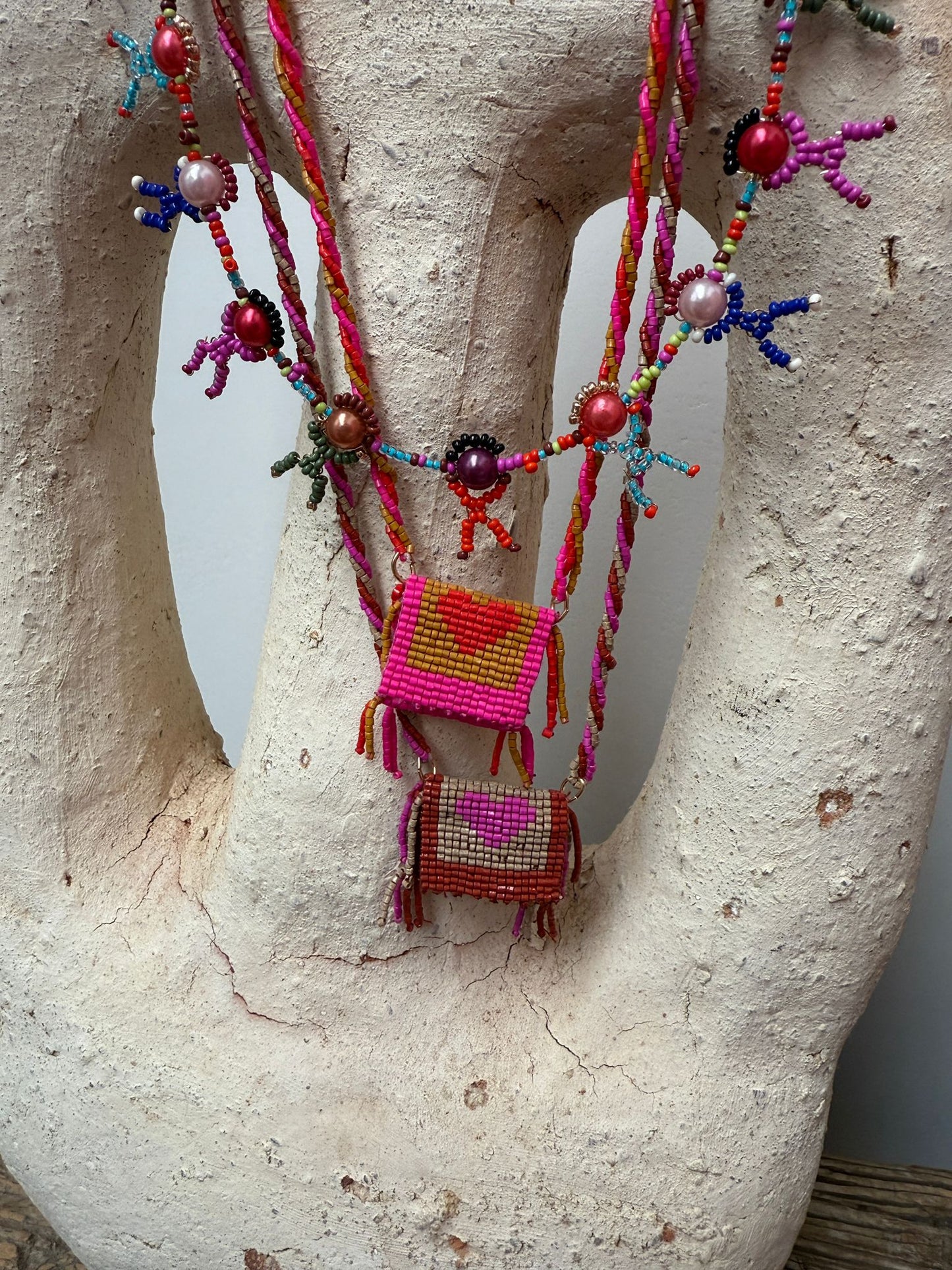 Ketting stronger together