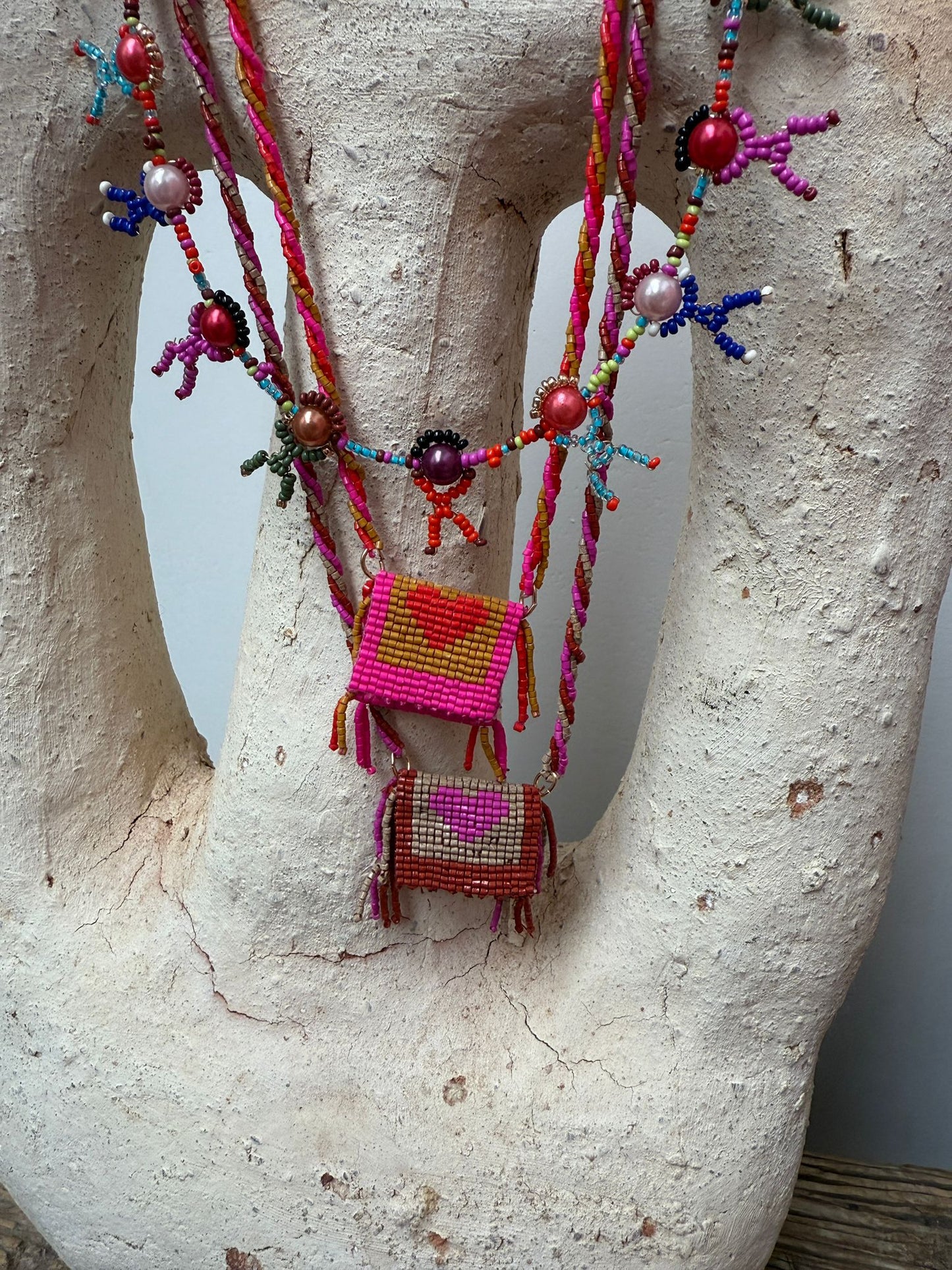 Ketting stronger together