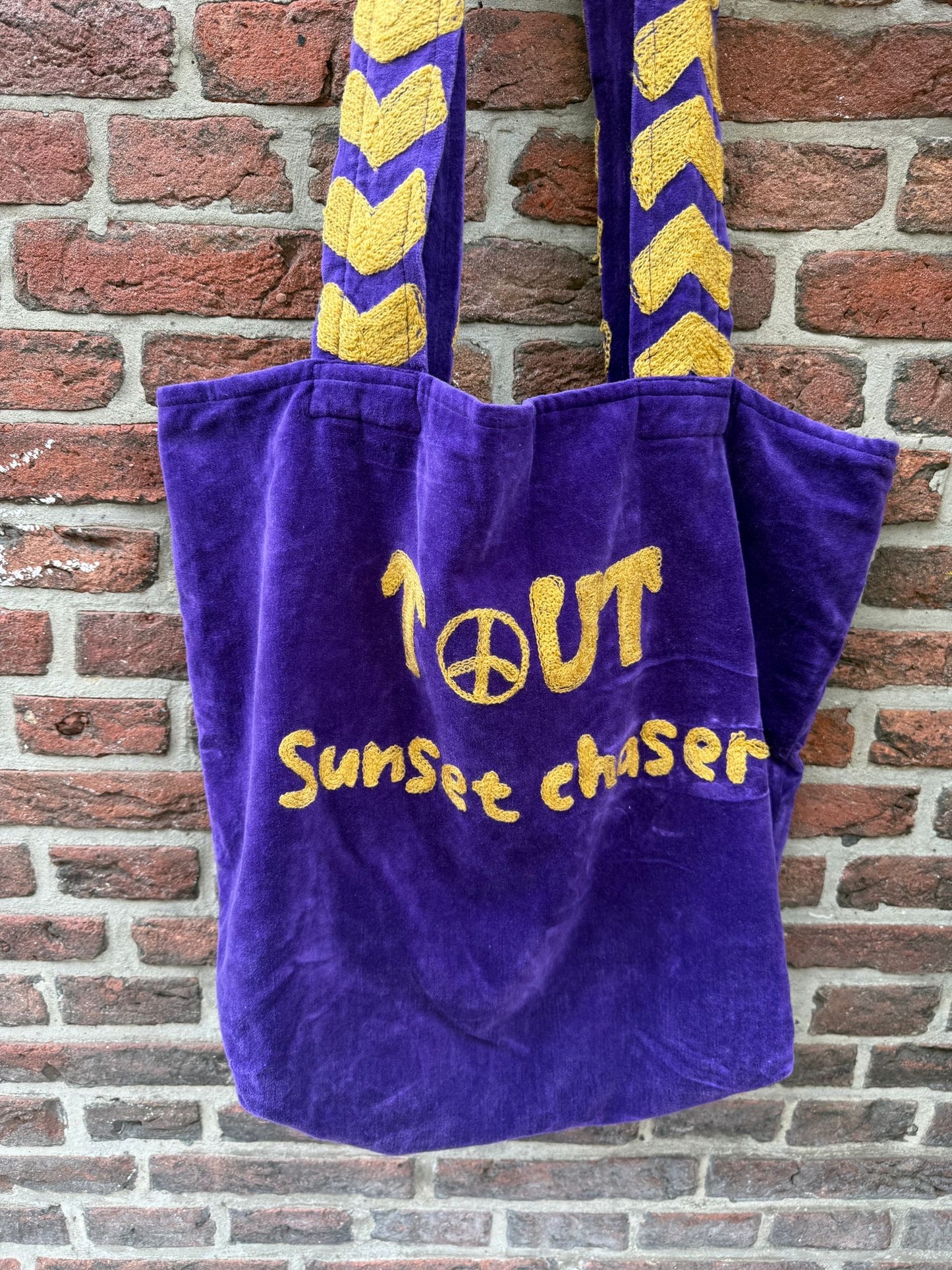 Set van 6 velvet embroidery "SUNCHASER" tassen